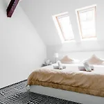 Downtown 3* Братислава