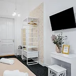 Отель Downtown 3*