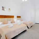 Downtown 3* Братислава