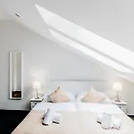 Downtown Hotel 3*