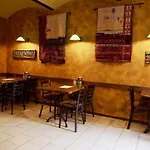 Отель Downtown 3*