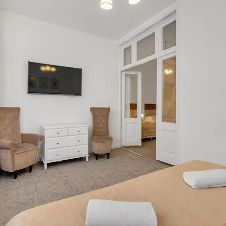 Downtown 3* Bratislava