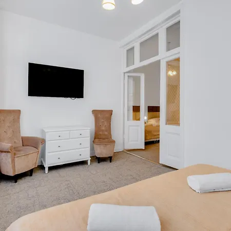 Downtown 3* Bratislava