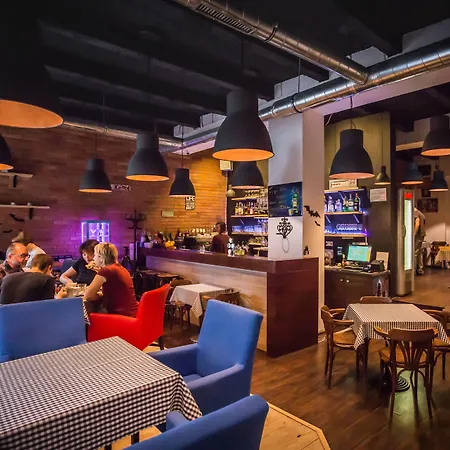 Hotel Downtown 3*
