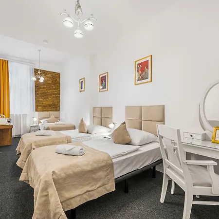Downtown 3* براتسيلافا