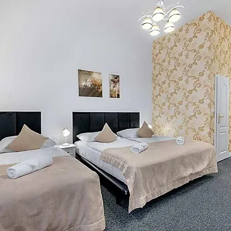Downtown 3*