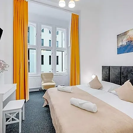 Downtown Hotel 3*