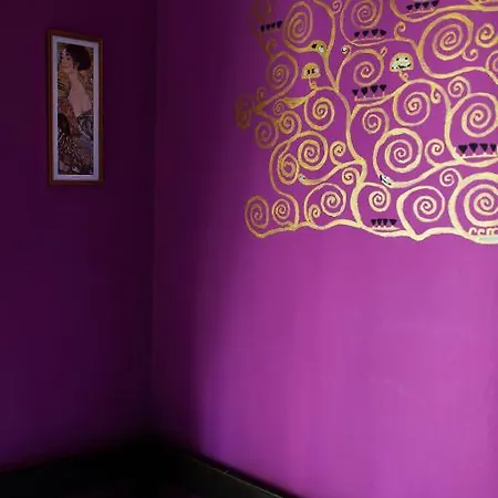 Downtown Hotel 3*