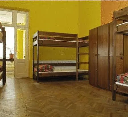 Downtown 3*