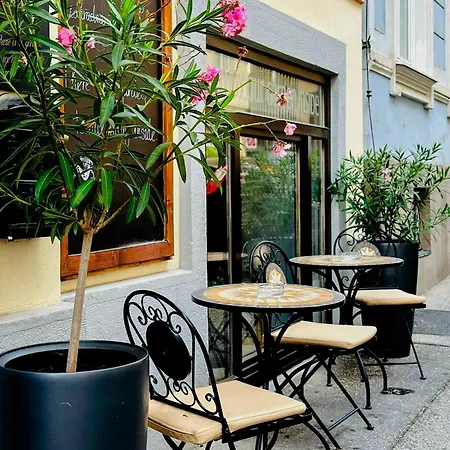 Отель Downtown Братислава