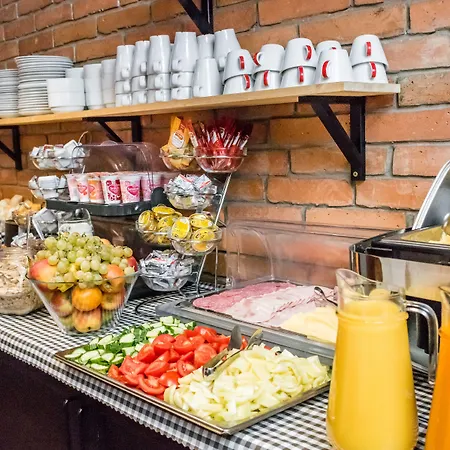 Downtown Отель 3*