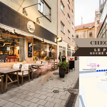 Downtown Отель 3*